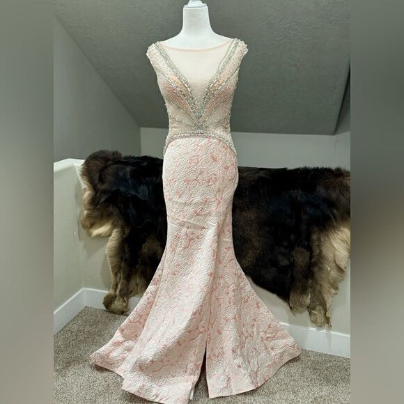 Custom Design Sample, Stunning Beads/Rhinestones Jacquard Brocade Fishtail Gown - Picture 2 of 15